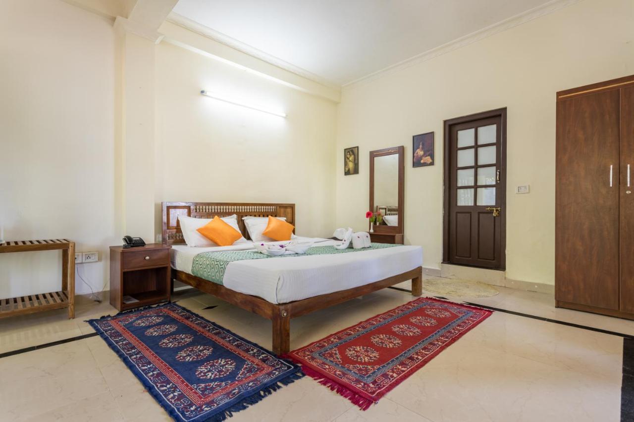 Violet Woods Hotel Munnar Exterior photo