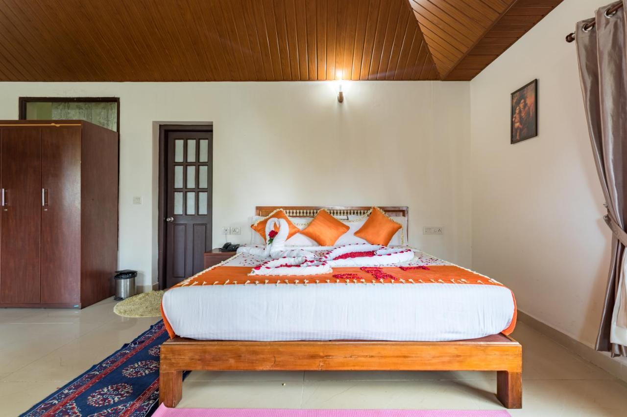 Violet Woods Hotel Munnar Exterior photo
