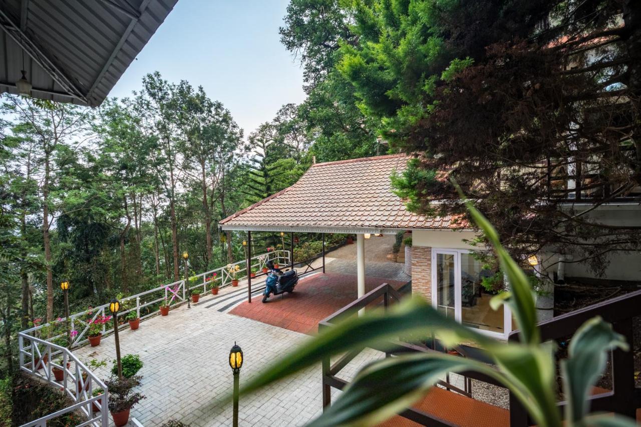 Violet Woods Hotel Munnar Exterior photo
